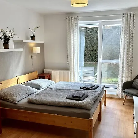 - Rozmberk, Svet A Bastyr Trzeboń