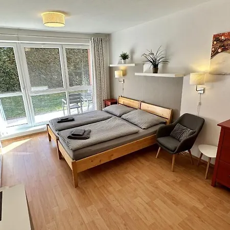 - Rozmberk, Svet A Bastyr Apartament *